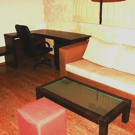 فندق Donchev 3*
